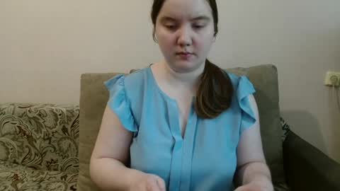 Josefin online show from May 28, 2026, 4:21 am