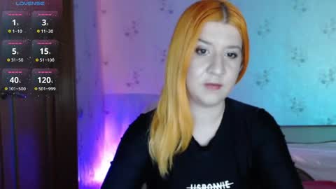 Snapshot of aquapaige chatting on September 17, 2025, 10:44 pm FunnySheila online show from September 17, 2025, 10:44 pm