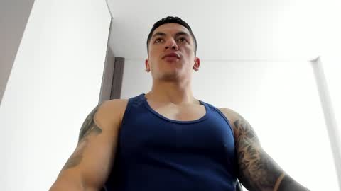 Snapshot of aquiles_51 chatting on April 27, 2026, 5:55 pm Jonathan online show from April 27, 2026, 5:55 pm