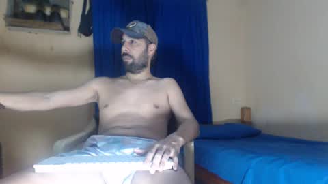 Snapshot of arabebigcock chatting on September 15, 2025, 4:01 am ARABE  online show from September 15, 2025, 4:01 am