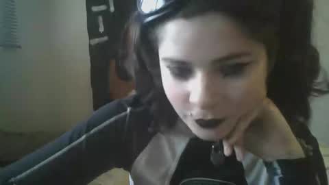 Snapshot of arcticfox_101 chatting on February 28, 2026, 4:19 pm Daisy online show from February 28, 2026, 4:19 pm