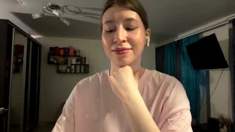 Marie online show from July 2, 2026, 6:25 pm