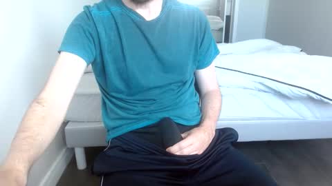 Arek online show from April 5, 2026, 6:54 am