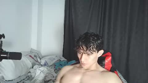 Snapshot of ares_aestheticgod chatting on July 13, 2026, 12:35 am Ares D online show from July 13, 2026, 12:35 am