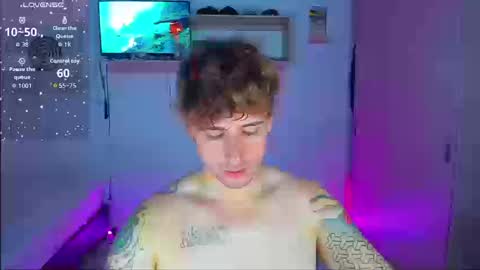 Snapshot of ares_blue chatting on February 24, 2026, 1:09 pm ares blue online show from February 24, 2026, 1:09 pm