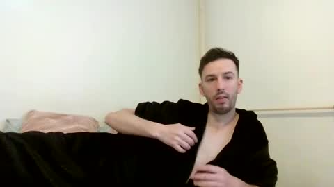 Snapshot of ares_candy chatting on January 30, 2025, 7:29 am Ares Candy online show from January 30, 2025, 7:29 am