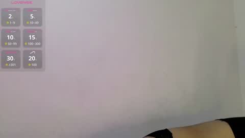 Bella online show from June 25, 2026, 2:22 am