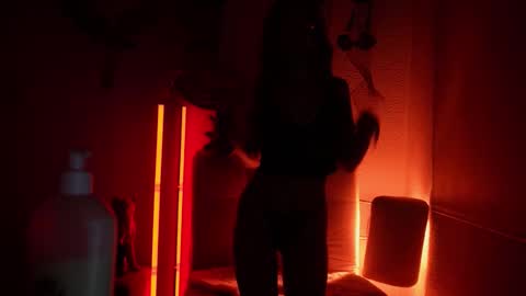 Snapshot of ari_kat666 chatting on February 7, 2026, 2:59 am ari online show from February 7, 2026, 2:59 am