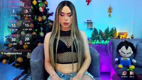 ari_sexy10 online show from December 3, 2025, 8:23 am