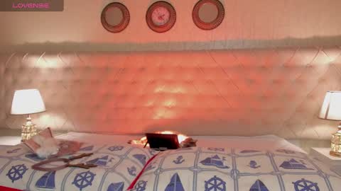 Snapshot of ari_sunshine chatting on February 23, 2025, 8:11 pm Ari  online show from February 23, 2025, 8:11 pm