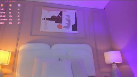 Snapshot of aria_greco chatting on July 17, 2026, 2:51 am Aria online show from July 17, 2026, 2:51 am