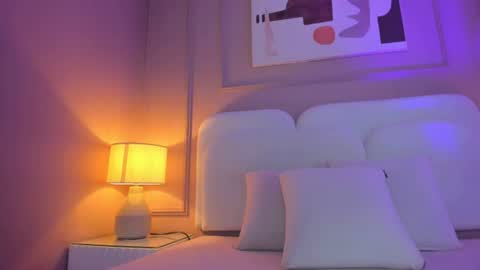 Snapshot of aria_greco chatting on July 22, 2026, 4:15 am Aria online show from July 22, 2026, 4:15 am