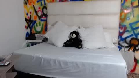 Snapshot of aria_martiin chatting on December 5, 2024, 11:49 am aria online show from December 5, 2024, 11:49 am