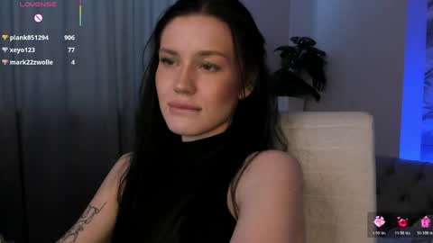 aria_mila online show from March 21, 2026, 8:19 am