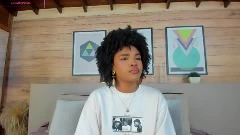 Aria Foster online show from March 22, 2026, 3:32 am