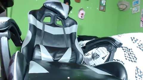 arian pervert online show from February 11, 2025, 6:01 pm