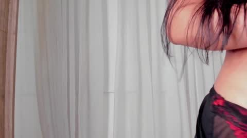 Snapshot of ariana_ceballos chatting on December 31, 2024, 6:57 pm ARIANA online show from December 31, 2024, 6:57 pm