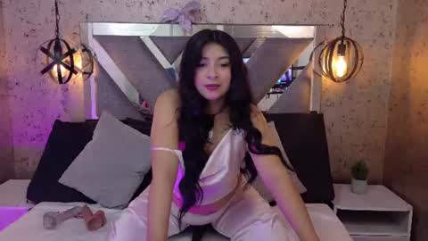 Snapshot of ariana_foxx__ chatting on June 27, 2026, 3:28 pm Ariana online show from June 27, 2026, 3:28 pm