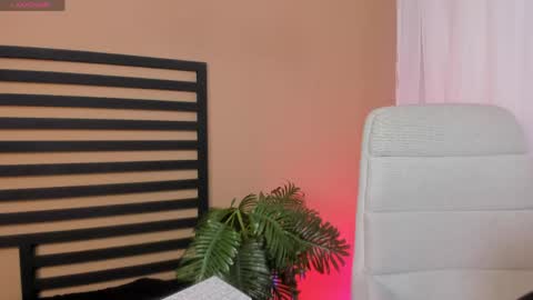 Snapshot of ariana_rosse__ chatting on May 31, 2026, 6:09 pm Ariana online show from May 31, 2026, 6:09 pm