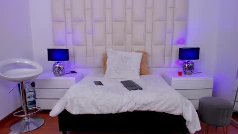  ariana  online show from February 4, 2025, 8:49 pm