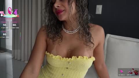 Snapshot of ariana_valdirii chatting on November 27, 2025, 1:57 pm cristina online show from November 27, 2025, 1:57 pm