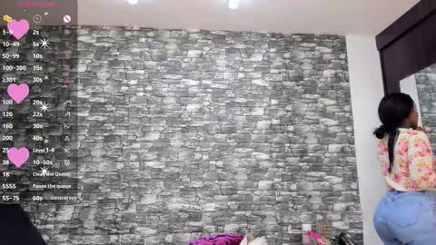 Ariana online show from October 28, 2025, 11:47 am