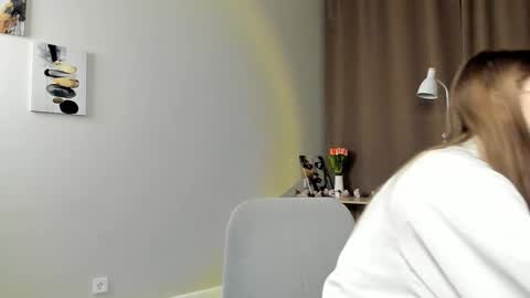 Alice online show from March 2, 2026, 7:10 pm