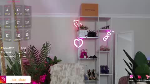 Snapshot of arianaari88 chatting on March 17, 2026, 4:32 pm Ariana online show from March 17, 2026, 4:32 pm