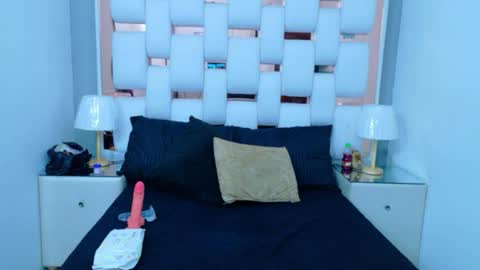 Snapshot of arianahay chatting on July 12, 2026, 1:13 pm ArianaHay online show from July 12, 2026, 1:13 pm