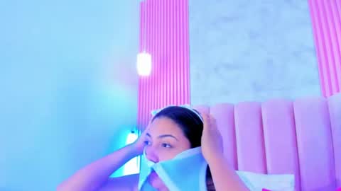 ArianaRougee online show from July 18, 2026, 3:22 am