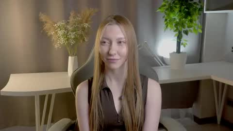 Snapshot of arianememo chatting on May 13, 2026, 4:21 am Ariana online show from May 13, 2026, 4:21 am