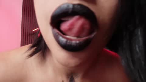 Arianna online show from September 18, 2025, 9:17 pm