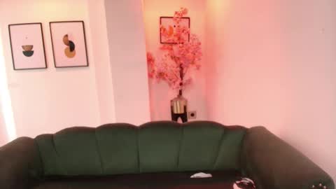 arianna_sweeet online show from March 12, 2026, 4:18 am