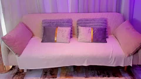 Arianna online show from June 7, 2026, 5:33 am