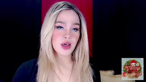Snapshot of arianne_xoxo777 chatting on December 25, 2024, 3:08 am ARIANNE CUMS  online show from December 25, 2024, 3:08 am