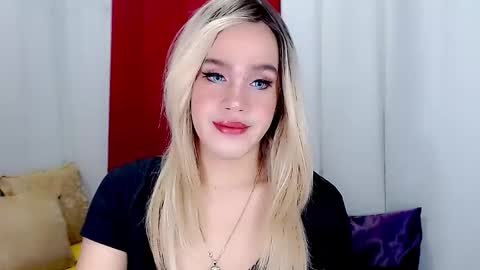 Snapshot of arianne_xoxo777 chatting on January 18, 2025, 12:57 am ARIANNE CUMS  online show from January 18, 2025, 12:57 am