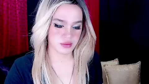 Snapshot of arianne_xoxo777 chatting on February 11, 2025, 11:10 am ARIANNE CUMS  online show from February 11, 2025, 11:10 am
