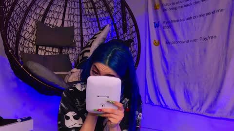 Aria online show from April 4, 2026, 8:39 pm