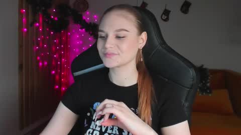 Aria online show from December 22, 2025, 5:32 pm