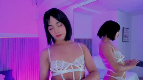 Snapshot of aribloom7 chatting on April 20, 2026, 9:34 am Welcome to Ari room online show from April 20, 2026, 9:34 am