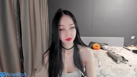 Ariel online show from November 28, 2025, 5:37 pm