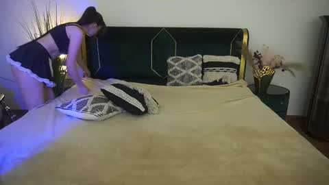 Snapshot of arielgemme chatting on June 15, 2026, 7:49 pm Ariel online show from June 15, 2026, 7:49 pm