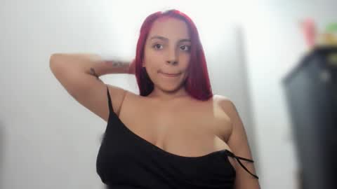 Stephany  online show from October 4, 2025, 2:42 am