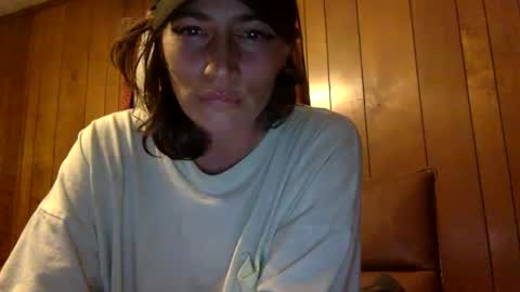 Snapshot of arielwyld chatting on October 8, 2025, 1:25 am ariel colin when hes here online show from October 8, 2025, 1:25 am