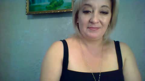 Snapshot of arielxloveresss chatting on September 26, 2025, 9:46 am ArielXLoveresss online show from September 26, 2025, 9:46 am