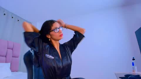 Snapshot of ariia_rosse chatting on May 28, 2026, 12:02 pm rosse online show from May 28, 2026, 12:02 pm