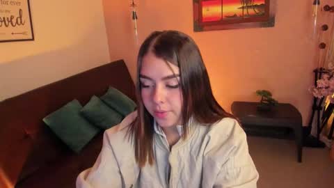  Arianna  online show from November 10, 2025, 12:48 pm