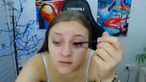 arinabelle online show from November 27, 2025, 12:46 am