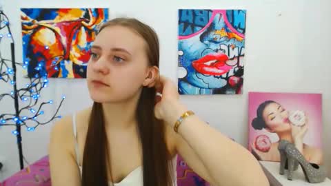 arinabelle online show from February 14, 2026, 6:54 am