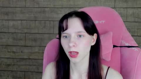 Arinakubrick online show from November 20, 2025, 4:18 pm